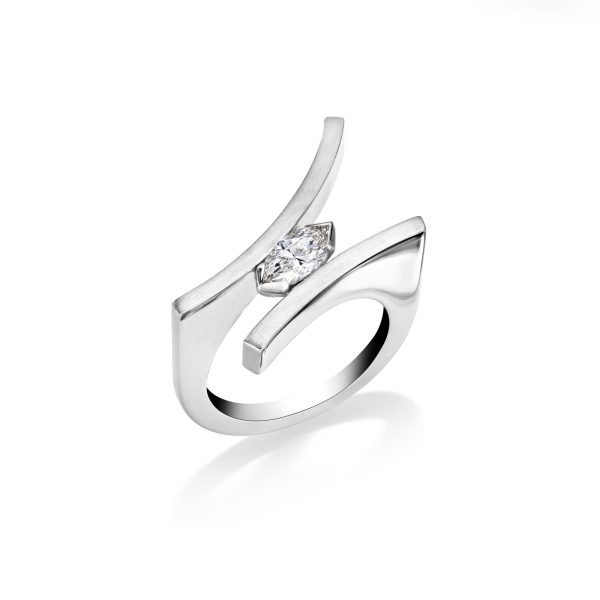 anello con diamante marquise Torino